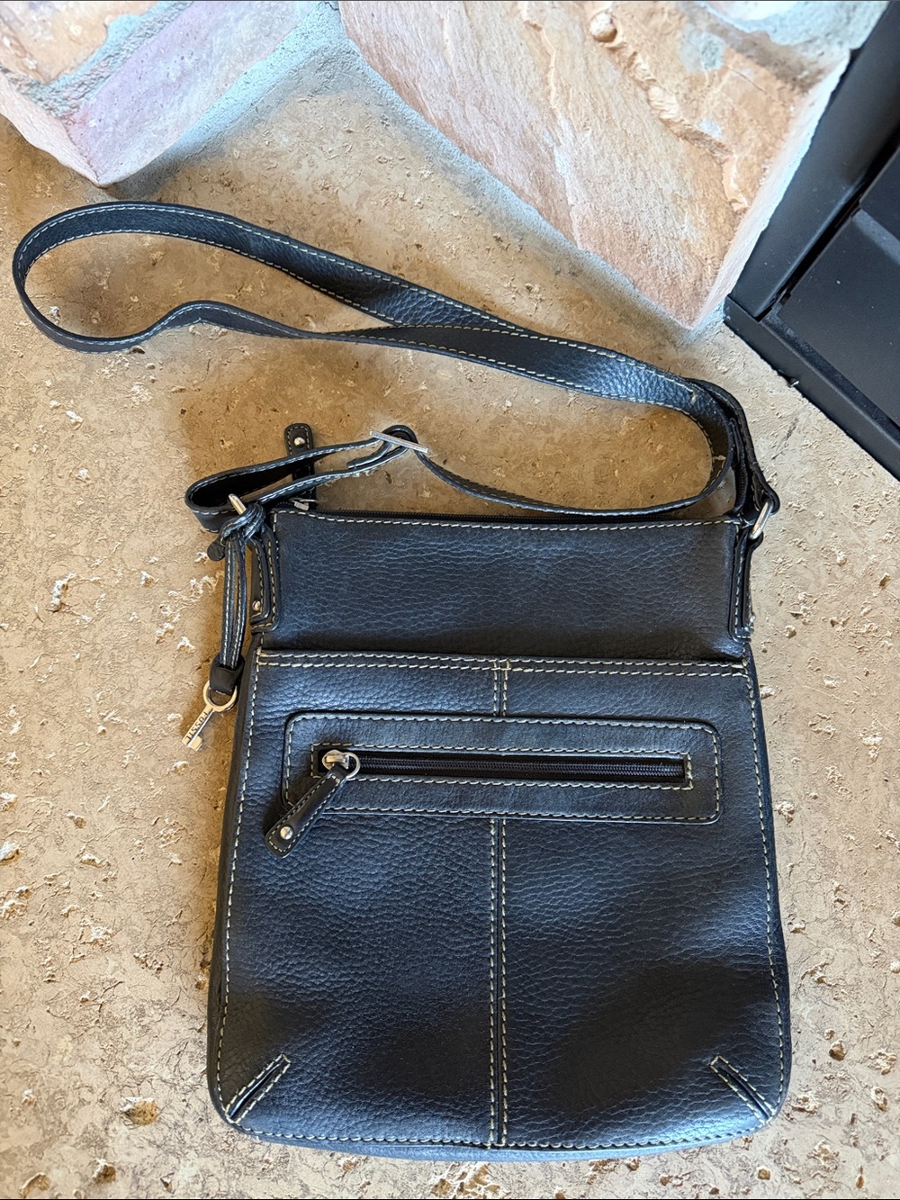Fossil Leather Black Pebbled Crossbody with White Stitching and Front Zip